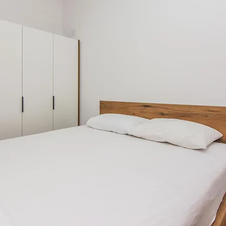 Mucaj Apartament *