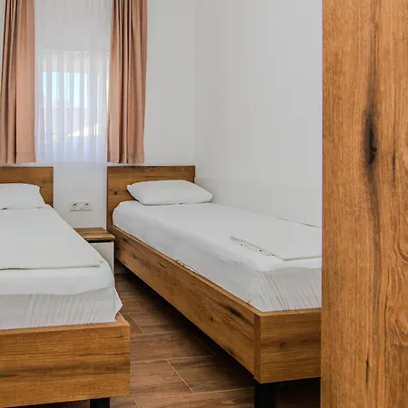 Mucaj Apartament Vir